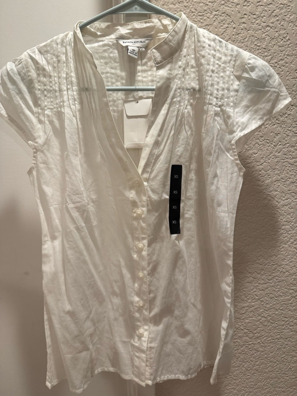 Banana Republic White Cap-Sleeve Blouse